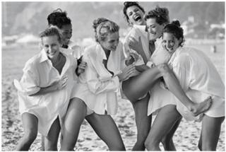 Linda Evangelista feet photo 11