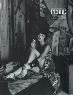 Linda Evangelista feet photo 20