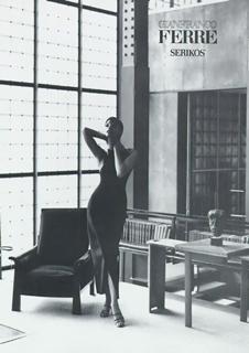 Linda Evangelista feet photo 19