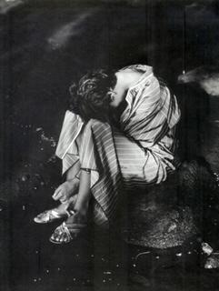 Linda Evangelista feet photo 16