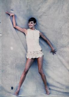 Linda Evangelista feet photo 4