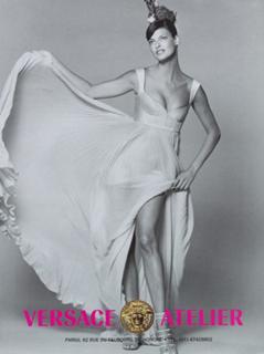 Linda Evangelista feet photo 15