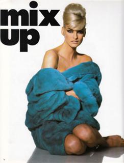 Linda Evangelista feet photo 8