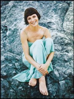 Linda Evangelista feet photo 1