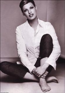 Linda Evangelista feet photo 11