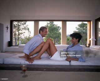 Linda Evangelista feet photo 10