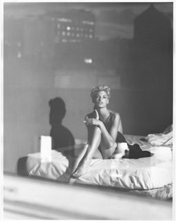 Linda Evangelista feet photo 13