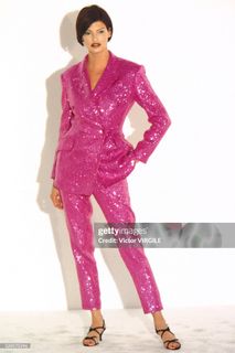 Linda Evangelista feet photo 6