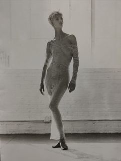 Linda Evangelista feet photo 13