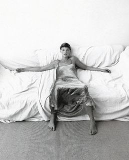 Linda Evangelista feet photo 11