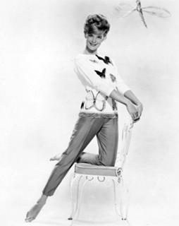 Linda Evans feet photo 4