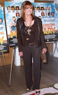 Linda Gray feet photo thumbnail