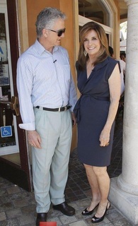 Linda Gray feet photo thumbnail
