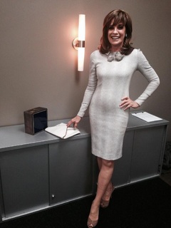 Linda Gray feet photo thumbnail