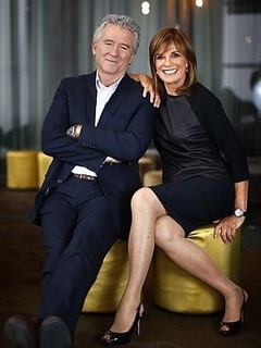 Linda Gray feet photo thumbnail