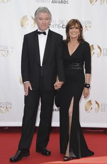 Linda Gray feet photo thumbnail