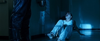 Linda Hamilton feet photo thumbnail