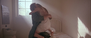 Linda Hamilton feet photo thumbnail