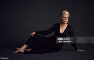 Linda Hamilton feet photo 1