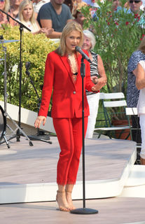 Linda Hesse feet photo 13