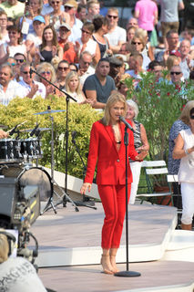 Linda Hesse feet photo 7