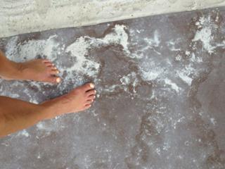 Linda Hogan feet photo thumbnail