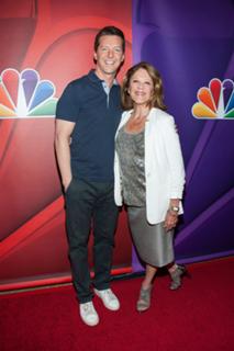 Linda Lavin feet photo 17