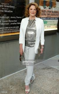 Linda Lavin feet photo 13