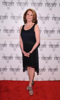 Linda Lavin feet photo 8
