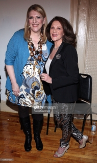 Linda Lavin feet photo 14
