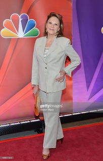 Linda Lavin feet photo 2