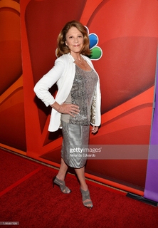 Linda Lavin feet photo 19