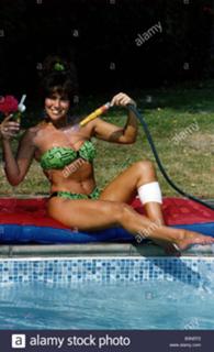 Linda Lusardi feet photo 3