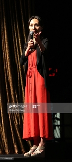 Linda Park feet photo thumbnail