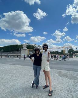 Linda Park feet photo thumbnail