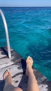 Linda Park feet photo thumbnail