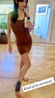 Linda Park feet photo thumbnail