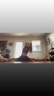 Linda Park feet photo 9
