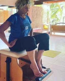 Linda Purl feet photo 11