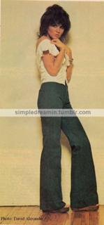 Linda Ronstadt feet photo thumbnail