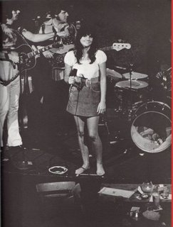 Linda Ronstadt feet photo thumbnail