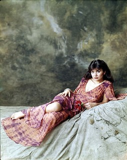 Linda Ronstadt feet photo thumbnail