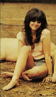 Linda Ronstadt feet photo thumbnail