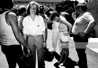 Linda Ronstadt feet photo thumbnail