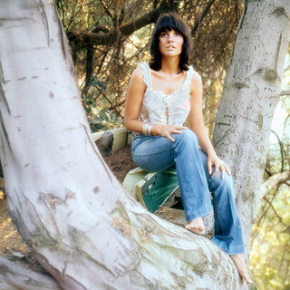 Linda Ronstadt feet photo thumbnail