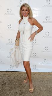 Linda Thompson feet photo 12
