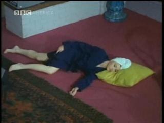 Linda Thorson feet photo 12