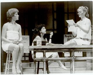 Linda Thorson feet photo 13