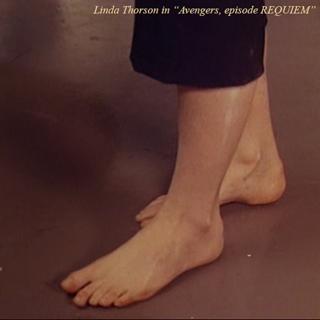 Linda Thorson feet photo 16