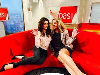 Linda Zervakis feet photo 10